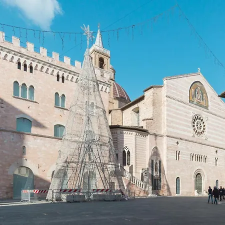 Bilocale Sirio by Appartamenti Petrucci Foligno Exterior photo